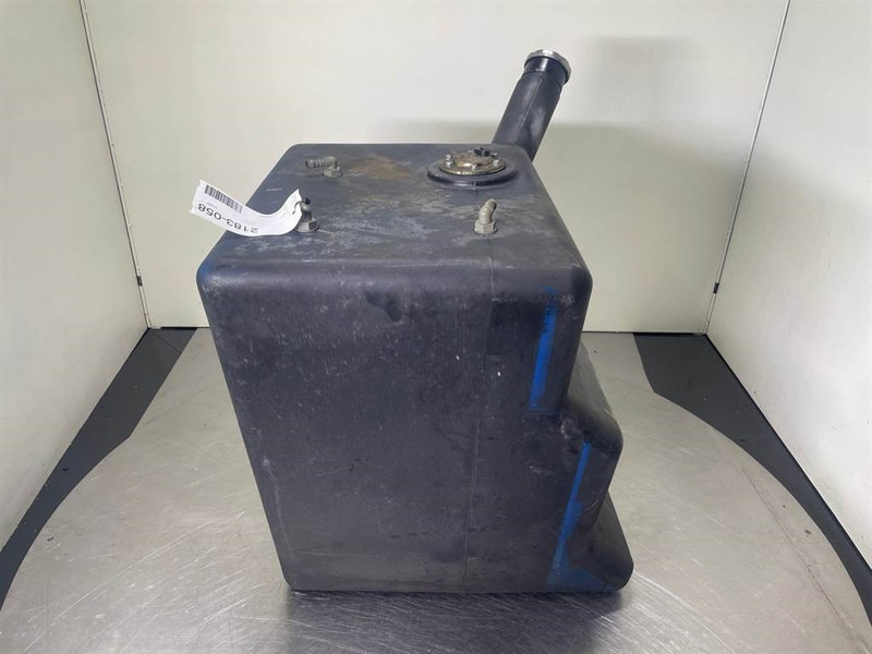 Ahlmann AZ150-4100050A-Fuel tank/Kraftstofftank - Bastidor/ Chasis para Maquinaria de construcción: foto 2 Ahlmann AZ150-4100050A-Fuel tank/Kraftstofftank - Bastidor/ Chasis para Maquinaria de construcción: foto 2