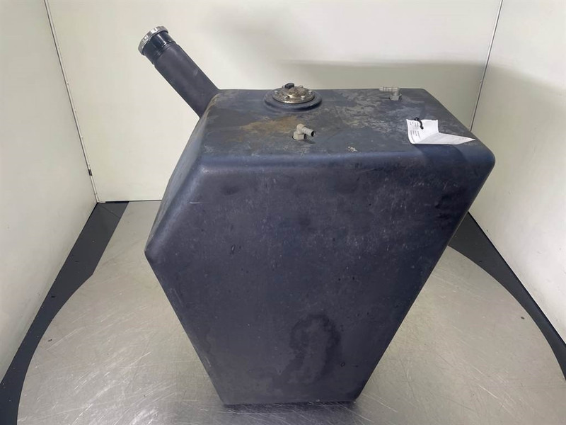Ahlmann AZ150-4100050A-Fuel tank/Kraftstofftank - Bastidor/ Chasis para Maquinaria de construcción: foto 4 Ahlmann AZ150-4100050A-Fuel tank/Kraftstofftank - Bastidor/ Chasis para Maquinaria de construcción: foto 4