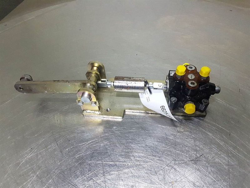 Ahlmann AZ150E-4189856A-Bucher 200061112137-Valve/Ventil - Hidráulica para Maquinaria de construcción: foto 1 Ahlmann AZ150E-4189856A-Bucher 200061112137-Valve/Ventil - Hidráulica para Maquinaria de construcción: foto 1