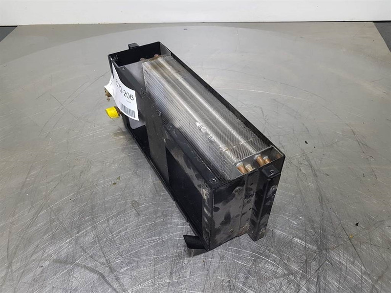 Atlas AR65-Avrora 151-AT1-0001-AR65-Airco condenser - Bastidor/ Chasis para Maquinaria de construcción: foto 2 Atlas AR65-Avrora 151-AT1-0001-AR65-Airco condenser - Bastidor/ Chasis para Maquinaria de construcción: foto 2