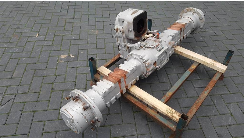 CLARK-HURTH 305/172/172 - Axle/Achse/As - Eje y piezas para Maquinaria de construcción: foto 4 CLARK-HURTH 305/172/172 - Axle/Achse/As - Eje y piezas para Maquinaria de construcción: foto 4