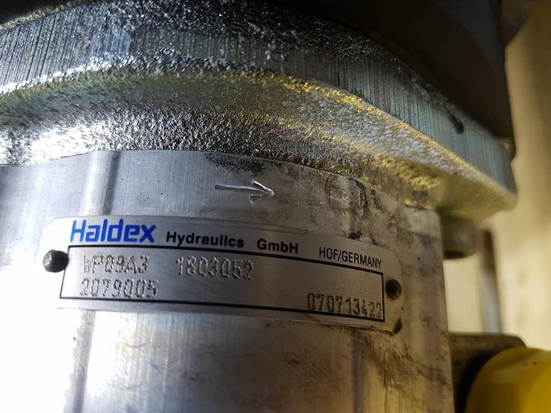 HALDEX WP09A3-1803052 - Vögele - 2079005 - Gearpump - Hidráulica para Maquinaria de construcción: foto 3 HALDEX WP09A3-1803052 - Vögele - 2079005 - Gearpump - Hidráulica para Maquinaria de construcción: foto 3