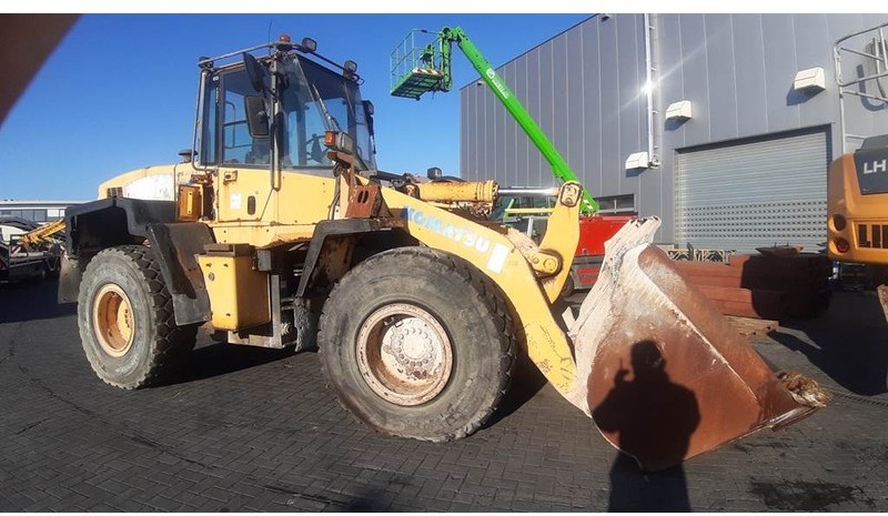 Komatsu WA 320 - 5H (For parts) - Cargadora de ruedas: foto 2 Komatsu WA 320 - 5H (For parts) - Cargadora de ruedas: foto 2