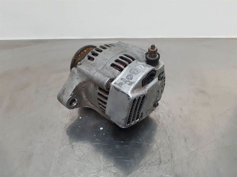 Kubota 12V 30A - Alternator/Lichtmaschine/Dynamo - Motor para Maquinaria de construcción: foto 4 Kubota 12V 30A - Alternator/Lichtmaschine/Dynamo - Motor para Maquinaria de construcción: foto 4