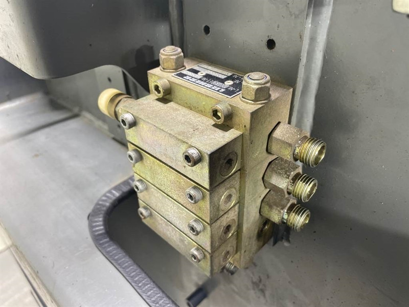 Bastidor/ Chasis para Maquinaria de construcción Liebherr A934C-10093973-Partition/Trennwand/Frame: foto 9