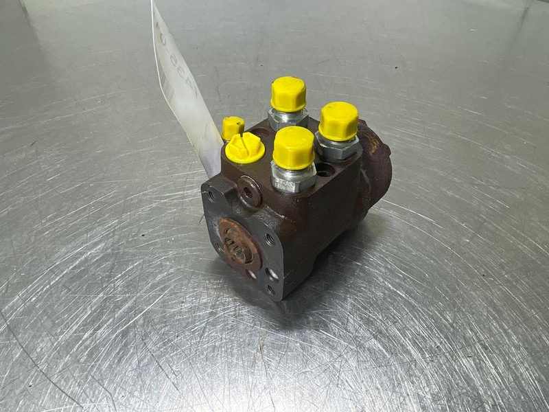 MAGNI RTH5.30-Danfoss OSPF200LS-Steering unit/Orbitrol - Hidráulica para Maquinaria de construcción: foto 1 MAGNI RTH5.30-Danfoss OSPF200LS-Steering unit/Orbitrol - Hidráulica para Maquinaria de construcción: foto 1