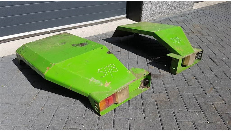 Manitou MT 1237 - Fender/Kotflügel/Spatbord - Guardabarros para Maquinaria de construcción: foto 1 Manitou MT 1237 - Fender/Kotflügel/Spatbord - Guardabarros para Maquinaria de construcción: foto 1