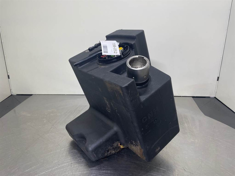 New Holland W110C-CNH 84491464-Fuel tank/Kraftstofftank - Bastidor/ Chasis para Maquinaria de construcción: foto 2 New Holland W110C-CNH 84491464-Fuel tank/Kraftstofftank - Bastidor/ Chasis para Maquinaria de construcción: foto 2