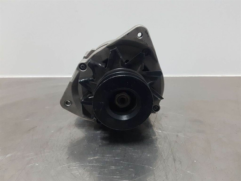 Perkins 1004-24V 55A-Alternator/Lichtmaschine/Dynamo - Motor para Maquinaria de construcción: foto 2 Perkins 1004-24V 55A-Alternator/Lichtmaschine/Dynamo - Motor para Maquinaria de construcción: foto 2