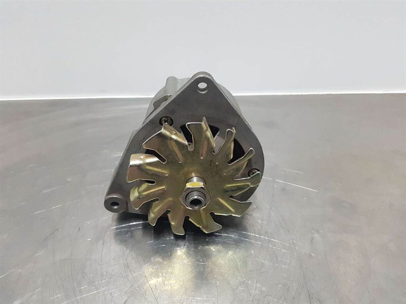Perkins 4.236-14V 55A-Alternator/Lichtmaschine/Dynamo - Motor para Maquinaria de construcción: foto 2 Perkins 4.236-14V 55A-Alternator/Lichtmaschine/Dynamo - Motor para Maquinaria de construcción: foto 2