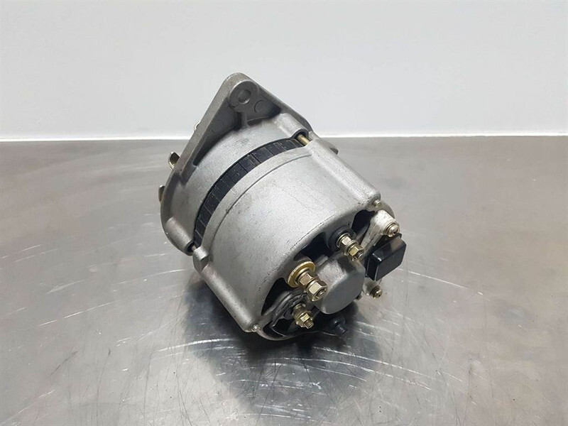 Perkins 4.236-14V 55A-Alternator/Lichtmaschine/Dynamo - Motor para Maquinaria de construcción: foto 4 Perkins 4.236-14V 55A-Alternator/Lichtmaschine/Dynamo - Motor para Maquinaria de construcción: foto 4