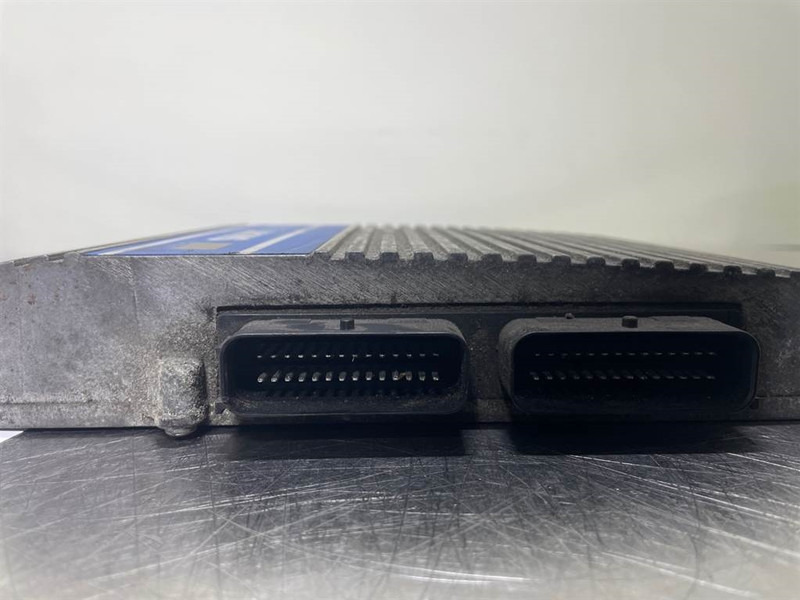 Poclain Smart Drive - ECU/Control box/Steuermodul - Sistema eléctrico para Maquinaria de construcción: foto 3 Poclain Smart Drive - ECU/Control box/Steuermodul - Sistema eléctrico para Maquinaria de construcción: foto 3