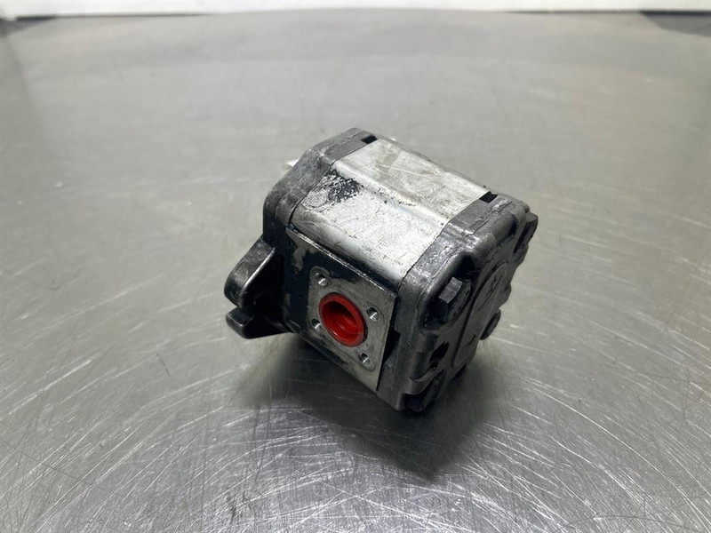 Sauer Danfoss SNP2NN/8,0RNAGSA-Gearpump/Zahnradpumpe - Hidráulica para Maquinaria de construcción: foto 5 Sauer Danfoss SNP2NN/8,0RNAGSA-Gearpump/Zahnradpumpe - Hidráulica para Maquinaria de construcción: foto 5