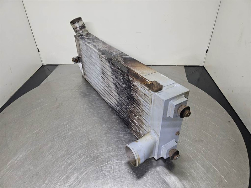 Sennebogen 835E - Intercooler/Ladeluftkühler/Luchtkoeler - Motor para Maquinaria de construcción: foto 2 Sennebogen 835E - Intercooler/Ladeluftkühler/Luchtkoeler - Motor para Maquinaria de construcción: foto 2