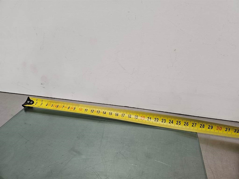 Yanmar V80/V100/V120-5388665451-Window/Scheibe/Ruit - Cabina e interior para Maquinaria de construcción: foto 4 Yanmar V80/V100/V120-5388665451-Window/Scheibe/Ruit - Cabina e interior para Maquinaria de construcción: foto 4