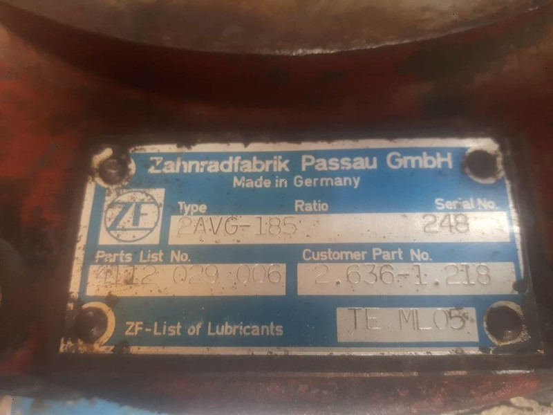ZF 2AVG-185 - Ahlmann AL 95 - Transmission/Getriebe - Caja de cambios y piezas para Maquinaria de construcción: foto 2 ZF 2AVG-185 - Ahlmann AL 95 - Transmission/Getriebe - Caja de cambios y piezas para Maquinaria de construcción: foto 2