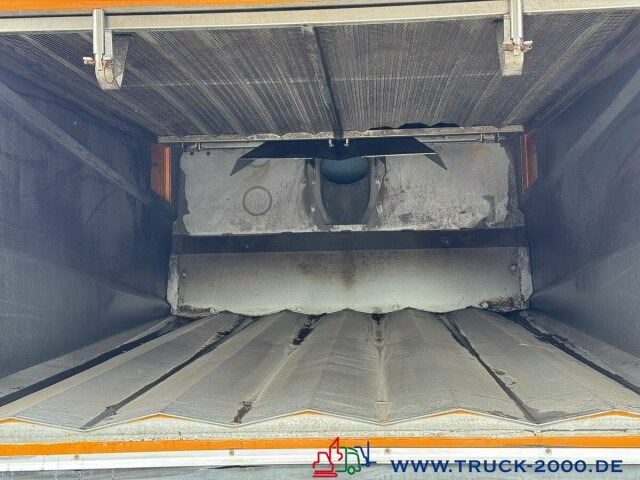 Bucher City Cat 5006 3Besen Sweeper 4 Radlenkung - Barredora vial: foto 4 Bucher City Cat 5006 3Besen Sweeper 4 Radlenkung - Barredora vial: foto 4
