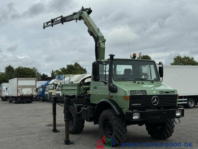 Unimog U 1400 Kran PK 7000B Kran 5+6 Steuerkreis + AHK - Furgoneta: foto 2 Unimog U 1400 Kran PK 7000B Kran 5+6 Steuerkreis + AHK - Furgoneta: foto 2