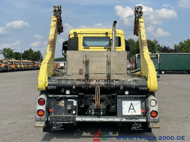 MAN TGS 26.400 6x2 Gergen Teleabsetzer+FB 15.5 t.NL - Camión portacontenedor de cadenas: foto 4 MAN TGS 26.400 6x2 Gergen Teleabsetzer+FB 15.5 t.NL - Camión portacontenedor de cadenas: foto 4
