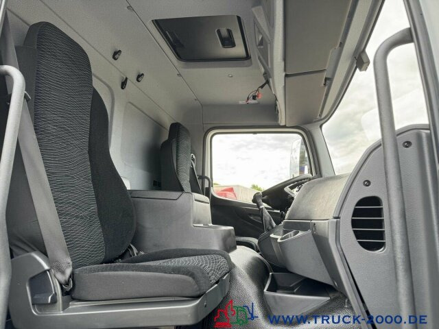 Mercedes-Benz Atego 1224 Koffer MBB Palfinger LBW 1.500KG AHK - Camión caja cerrada: foto 5 Mercedes-Benz Atego 1224 Koffer MBB Palfinger LBW 1.500KG AHK - Camión caja cerrada: foto 5
