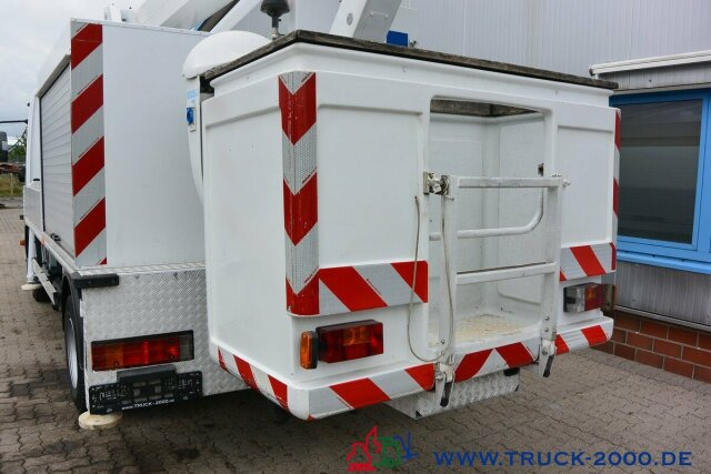 Mercedes-Benz Atego 815 Wumag WT170 17 m seitl. Auslage 11.3 m - Camión con plataforma elevadora: foto 4 Mercedes-Benz Atego 815 Wumag WT170 17 m seitl. Auslage 11.3 m - Camión con plataforma elevadora: foto 4