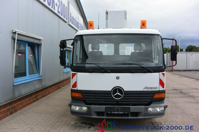 Mercedes-Benz Atego 815 Wumag WT170 17 m seitl. Auslage 11.3 m - Camión con plataforma elevadora: foto 2 Mercedes-Benz Atego 815 Wumag WT170 17 m seitl. Auslage 11.3 m - Camión con plataforma elevadora: foto 2