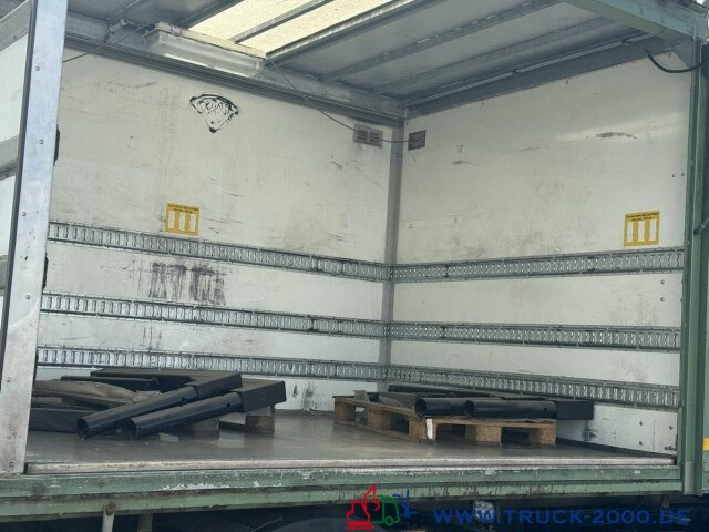 Mercedes-Benz Axor 1833 Spezialkoffer el.Schwenkwand Werkstatt - Camión caja cerrada: foto 4 Mercedes-Benz Axor 1833 Spezialkoffer el.Schwenkwand Werkstatt - Camión caja cerrada: foto 4