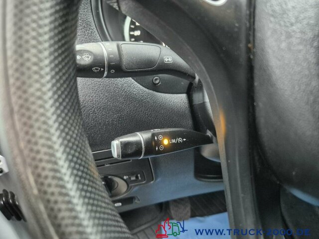 Mercedes-Benz Vito 116 CDI Kasten Lang AHK 2t. 3Sitze Tempomat - Furgoneta pequeña: foto 4 Mercedes-Benz Vito 116 CDI Kasten Lang AHK 2t. 3Sitze Tempomat - Furgoneta pequeña: foto 4
