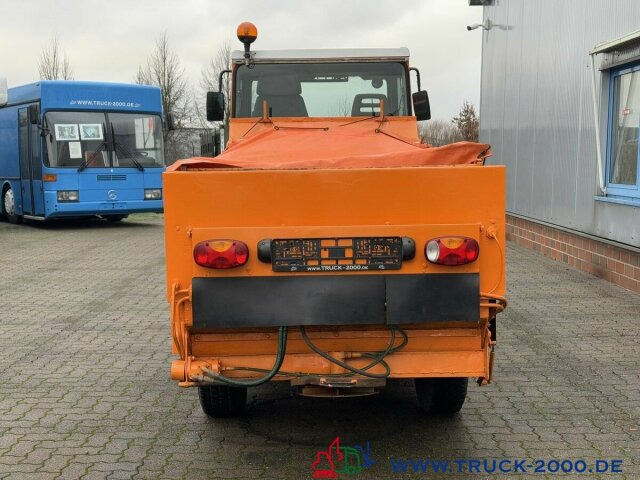 Multicar Kiefer Boki Winterdienst Streuer + Besen 23 TKM - Barredora vial: foto 3 Multicar Kiefer Boki Winterdienst Streuer + Besen 23 TKM - Barredora vial: foto 3