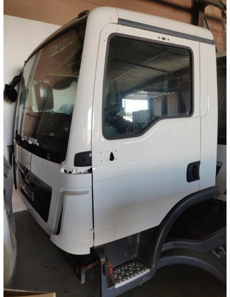 MAN Cabine TGL Euro6 - Cabina e interior para Camión: foto 1 MAN Cabine TGL Euro6 - Cabina e interior para Camión: foto 1