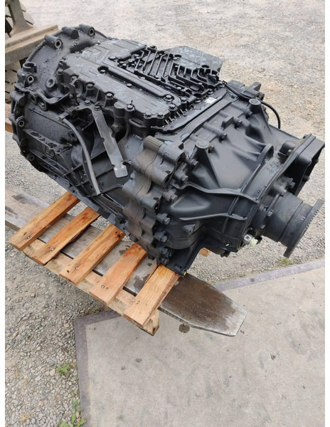 ZF Traxon 12TX2620TD - Caja de cambios: foto 2 ZF Traxon 12TX2620TD - Caja de cambios: foto 2