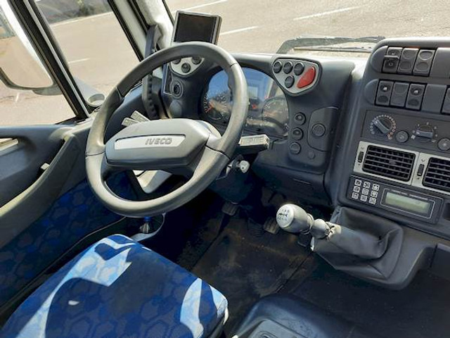 Iveco 120EL22 EUROCARGO - Camión frigorífico: foto 5 Iveco 120EL22 EUROCARGO - Camión frigorífico: foto 5
