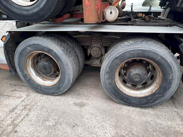 MAN 27.464 6X4 - Camión forestal: foto 5 MAN 27.464 6X4 - Camión forestal: foto 5