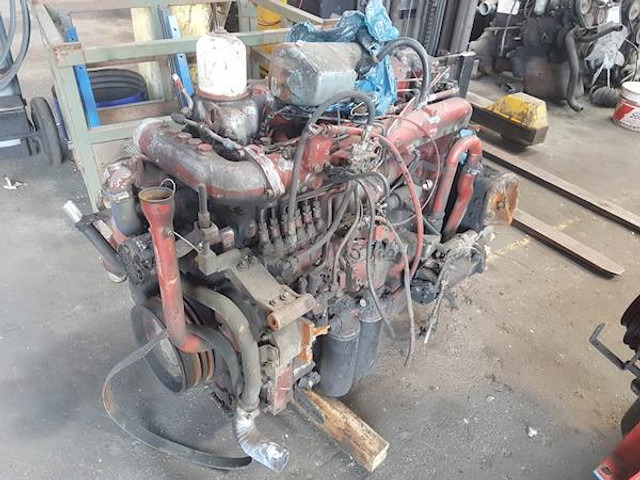 Motor para Camión Renault 6 CILINDER: foto 1