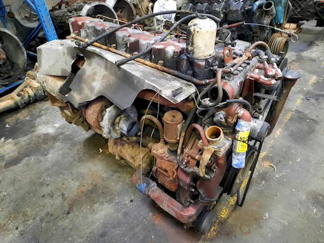 Renault 6 CILINDER - Motor para Camión: foto 2 Renault 6 CILINDER - Motor para Camión: foto 2