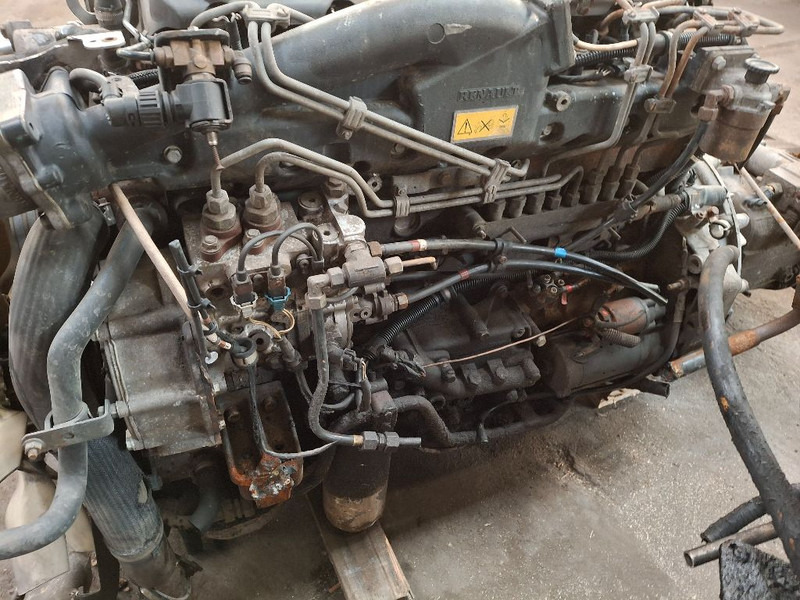 Renault 6 CILINDER - Motor: foto 2 Renault 6 CILINDER - Motor: foto 2