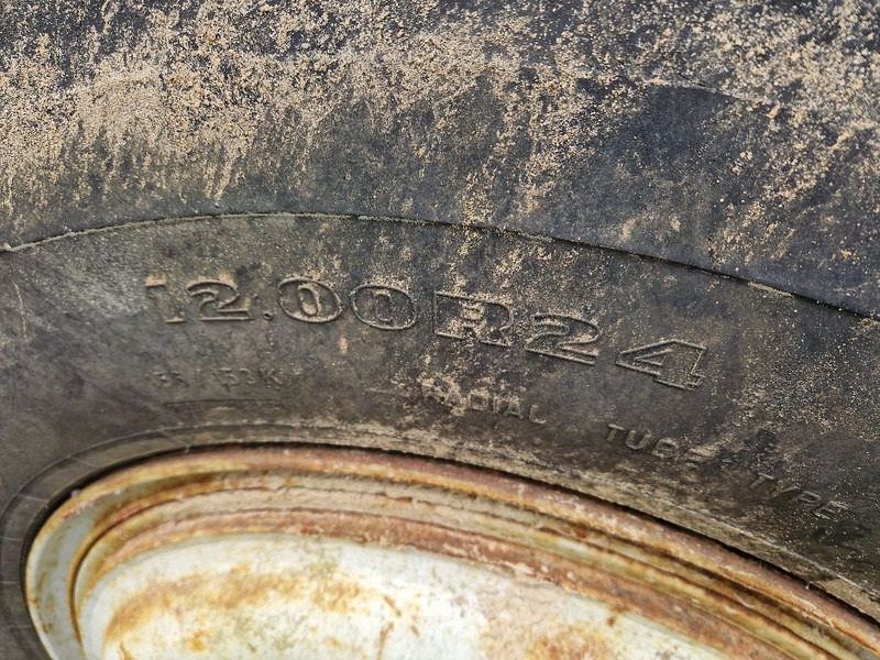 Volvo N1033 6X4 - Camión chasis: foto 3 Volvo N1033 6X4 - Camión chasis: foto 3