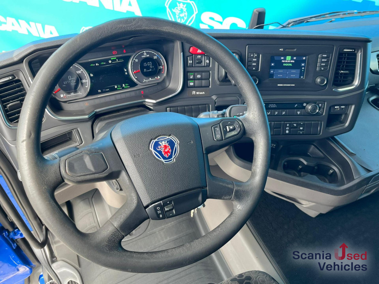 SCANIA R 450 A4x2EB MEGA / VOLUME DIFF-LOCK PTOV AIRCO - Cabeza tractora: foto 3 SCANIA R 450 A4x2EB MEGA / VOLUME DIFF-LOCK PTOV AIRCO - Cabeza tractora: foto 3