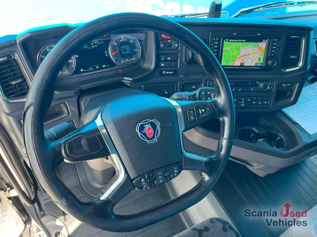 SCANIA R 450 A4x2EB RETARDER MEGA / VOLUME DIFF-L 8T PTOV - Cabeza tractora: foto 4 SCANIA R 450 A4x2EB RETARDER MEGA / VOLUME DIFF-L 8T PTOV - Cabeza tractora: foto 4