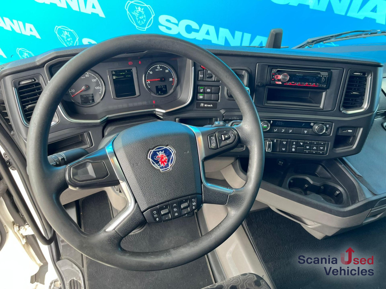 SCANIA R 450 A4x2NA RETARDER DIFF-L SMART2 ACC - Cabeza tractora: foto 5 SCANIA R 450 A4x2NA RETARDER DIFF-L SMART2 ACC - Cabeza tractora: foto 5