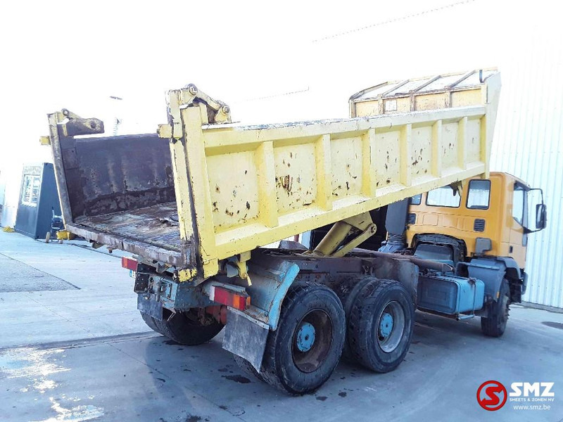 Camión volquete Iveco Eurotrakker 260 E 37 e2 manual pump: foto 10 Camión volquete Iveco Eurotrakker 260 E 37 e2 manual pump: foto 10