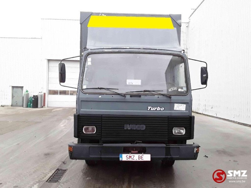 Iveco Magirus 80 16 horse truck - Camión transporte de ganado: foto 2 Iveco Magirus 80 16 horse truck - Camión transporte de ganado: foto 2