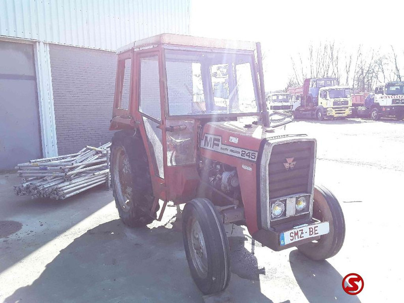 Massey Ferguson Machine - Tractor: foto 1 Massey Ferguson Machine - Tractor: foto 1