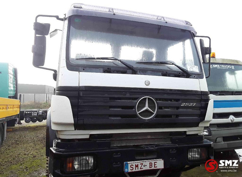 Mercedes-Benz 2527 6x4motor slecht - Camión chasis: foto 2 Mercedes-Benz 2527 6x4motor slecht - Camión chasis: foto 2