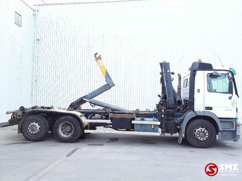 Mercedes-Benz Actros 2544 hiab 102.2 remote hook retarder - Camión portacontenedore/ Intercambiable, Camión grúa: foto 4 Mercedes-Benz Actros 2544 hiab 102.2 remote hook retarder - Camión portacontenedore/ Intercambiable, Camión grúa: foto 4