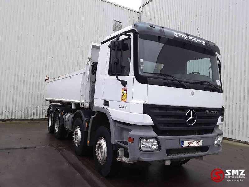 Mercedes-Benz Actros 3241 3 pedal - Camión volquete: foto 1 Mercedes-Benz Actros 3241 3 pedal - Camión volquete: foto 1