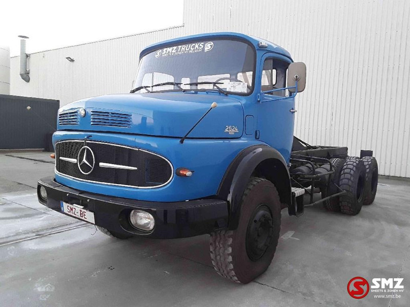 Mercedes-Benz LAK 2624 Restauriert - Camión chasis: foto 3 Mercedes-Benz LAK 2624 Restauriert - Camión chasis: foto 3
