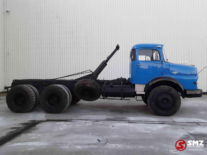 Mercedes-Benz LAK 2624 Restauriert - Camión chasis: foto 4 Mercedes-Benz LAK 2624 Restauriert - Camión chasis: foto 4