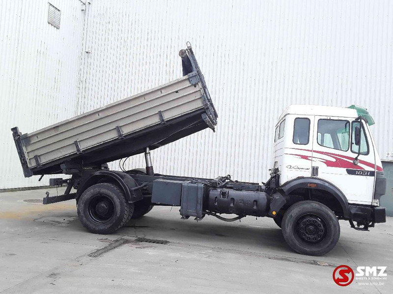Mercedes-Benz SK 1820 4x4 - Camión volquete: foto 4 Mercedes-Benz SK 1820 4x4 - Camión volquete: foto 4