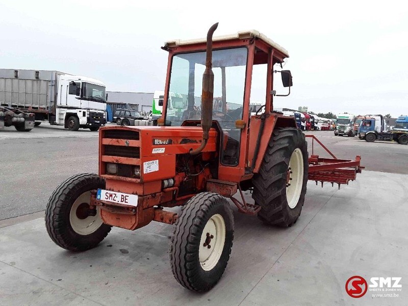 Renault Machine - Tractor: foto 1 Renault Machine - Tractor: foto 1